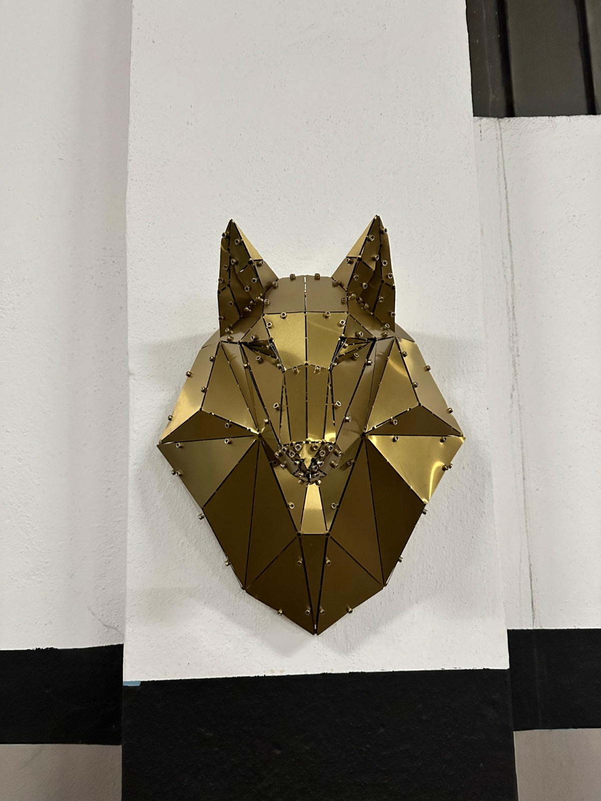 SHEWOLF GOLD